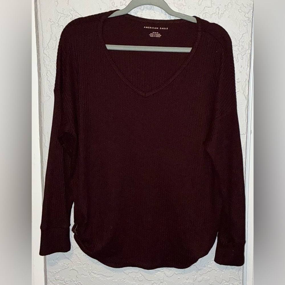 American Eagle Outfitters V-Neck Ribbed Top - Maroon